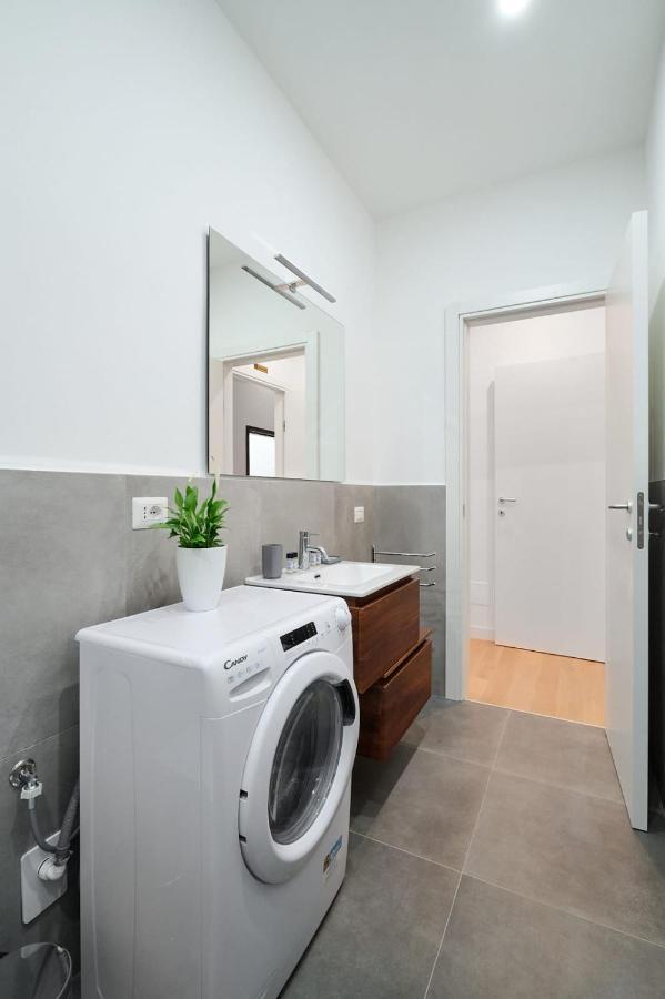 Brera Chic Suite In The Heart Of Милано Екстериор снимка